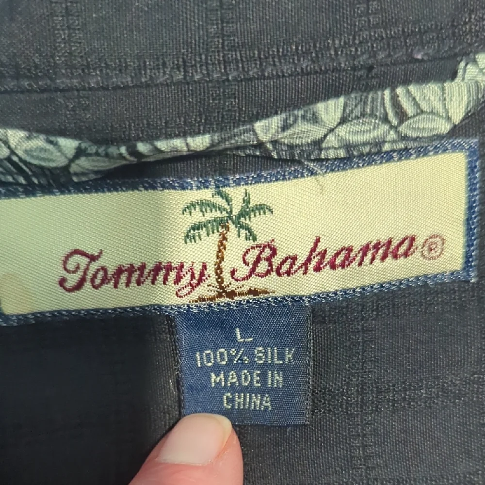 Tommy Bahama Dark Gray Silk Shirt - Picture 4 of 4